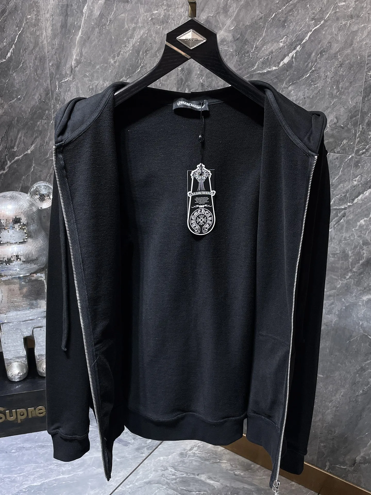 P270 Chrome Hearts Autumn and Winter 2025 Counter Synchronization Heavy-duty hot-drilled horseshoe Sanskrit letter cross Improved customized version 1:1 high-gram weight high-quality fabric Recommended color: white black Size: S, M, L, XL